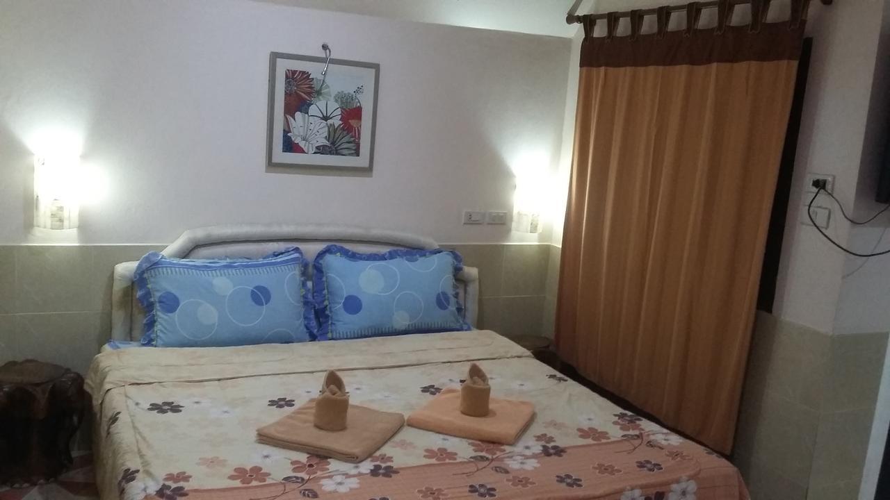 Jasmin Guest House Pattaya Exteriör bild
