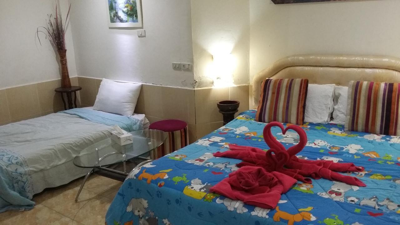 Jasmin Guest House Pattaya Exteriör bild