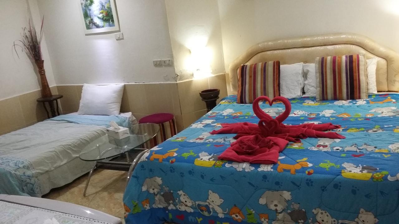 Jasmin Guest House Pattaya Exteriör bild