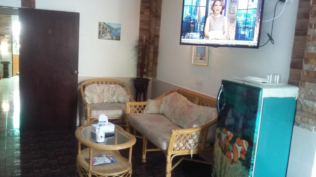 Jasmin Guest House Pattaya Exteriör bild