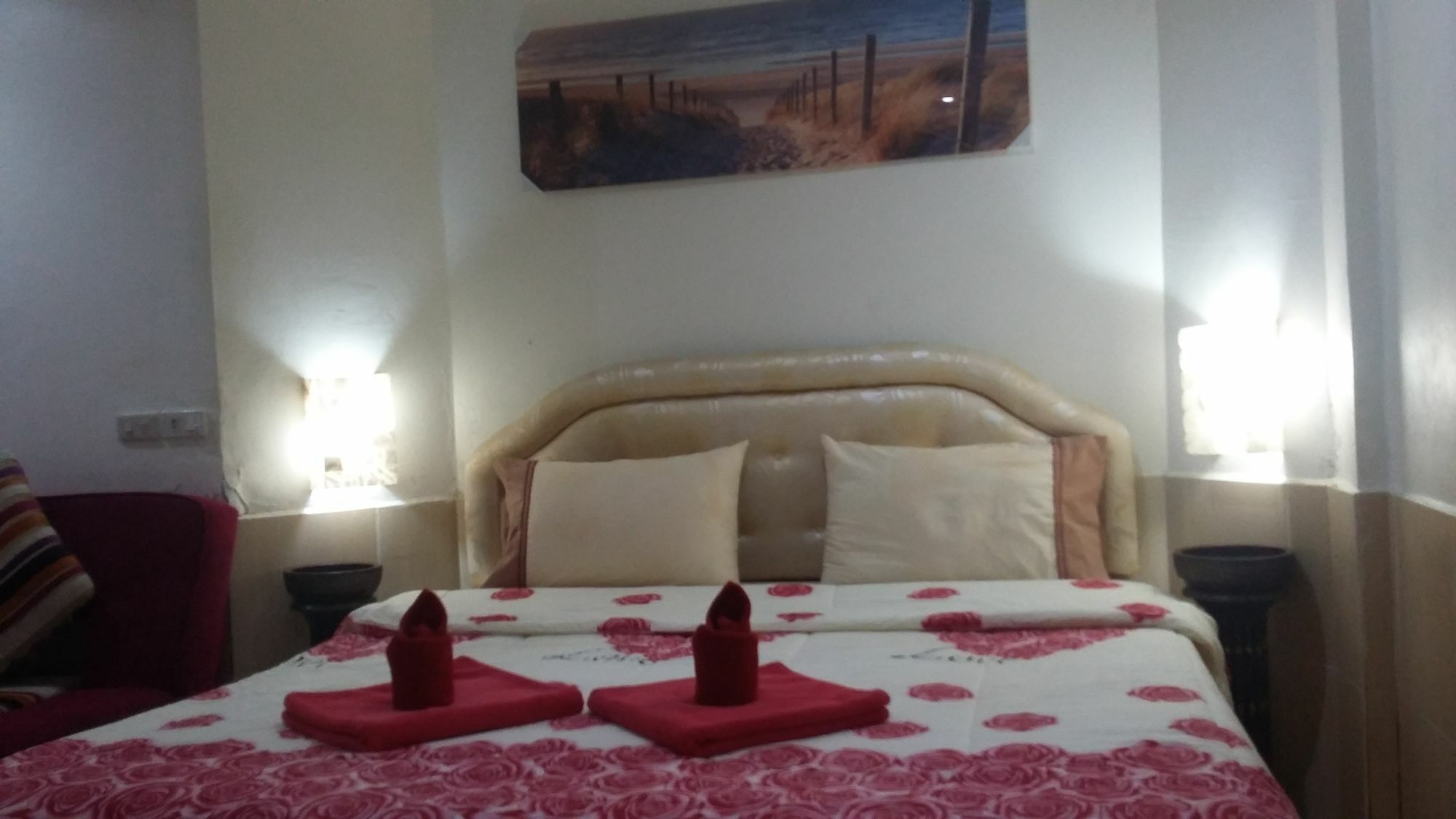 Jasmin Guest House Pattaya Exteriör bild