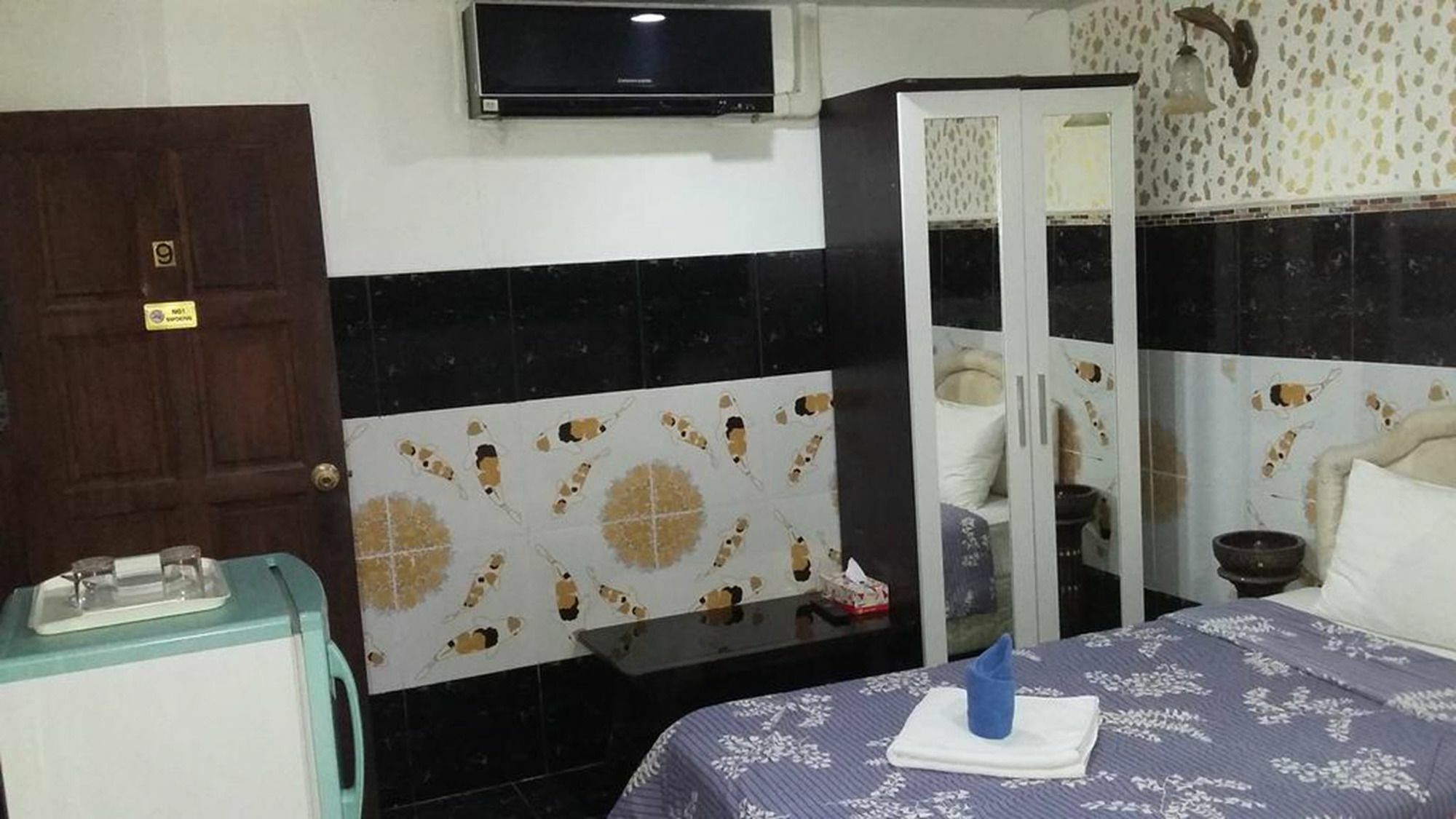 Jasmin Guest House Pattaya Exteriör bild